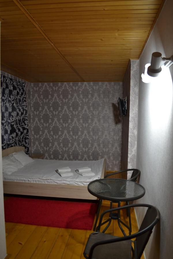 Art Hotel Chernivtsi Exterior foto