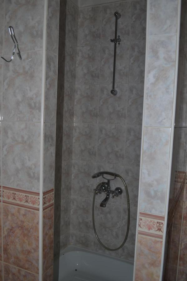 Art Hotel Chernivtsi Exterior foto